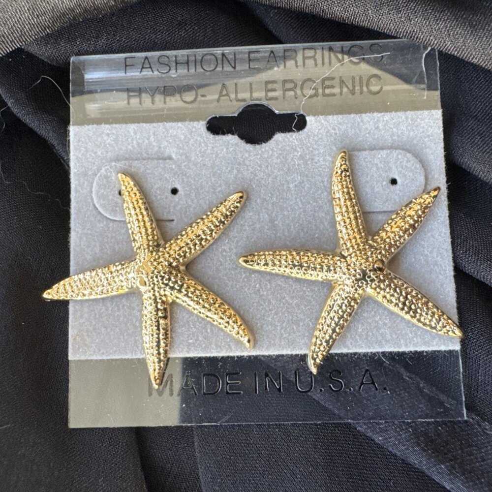 Starfish Earrings Gold Tone Hypo Allergenic Made in USA NEW
